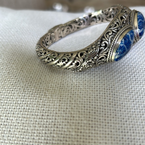 Elegant Silver and Blue Fossilized Coral Women's Bracelet - Picture 4 of 8